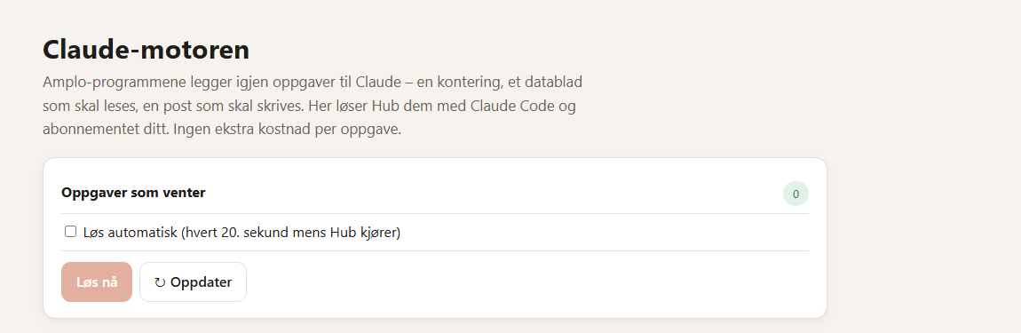 Claude-motoren i Amplo Hub med oppgaver som venter og valget Løs automatisk